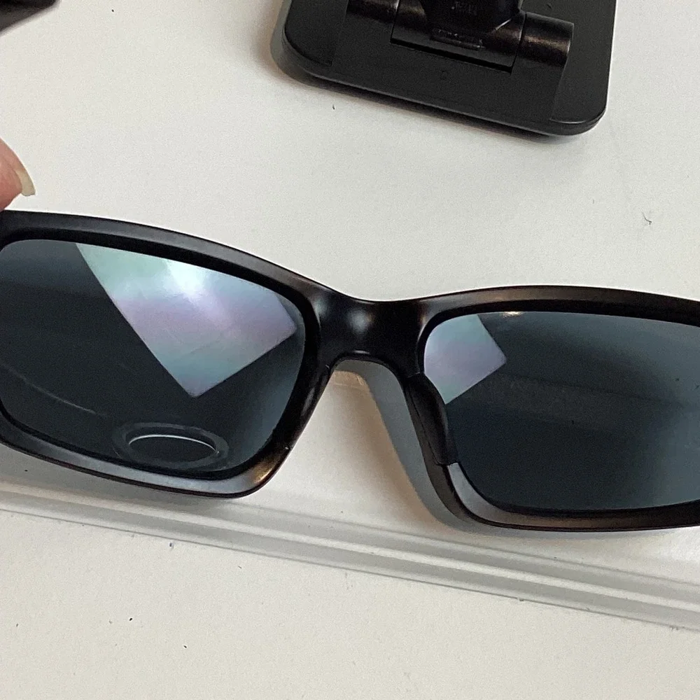 Oakley Chainlink Sunglasses Matte Black Grey Polarized OO9247-15 57mm